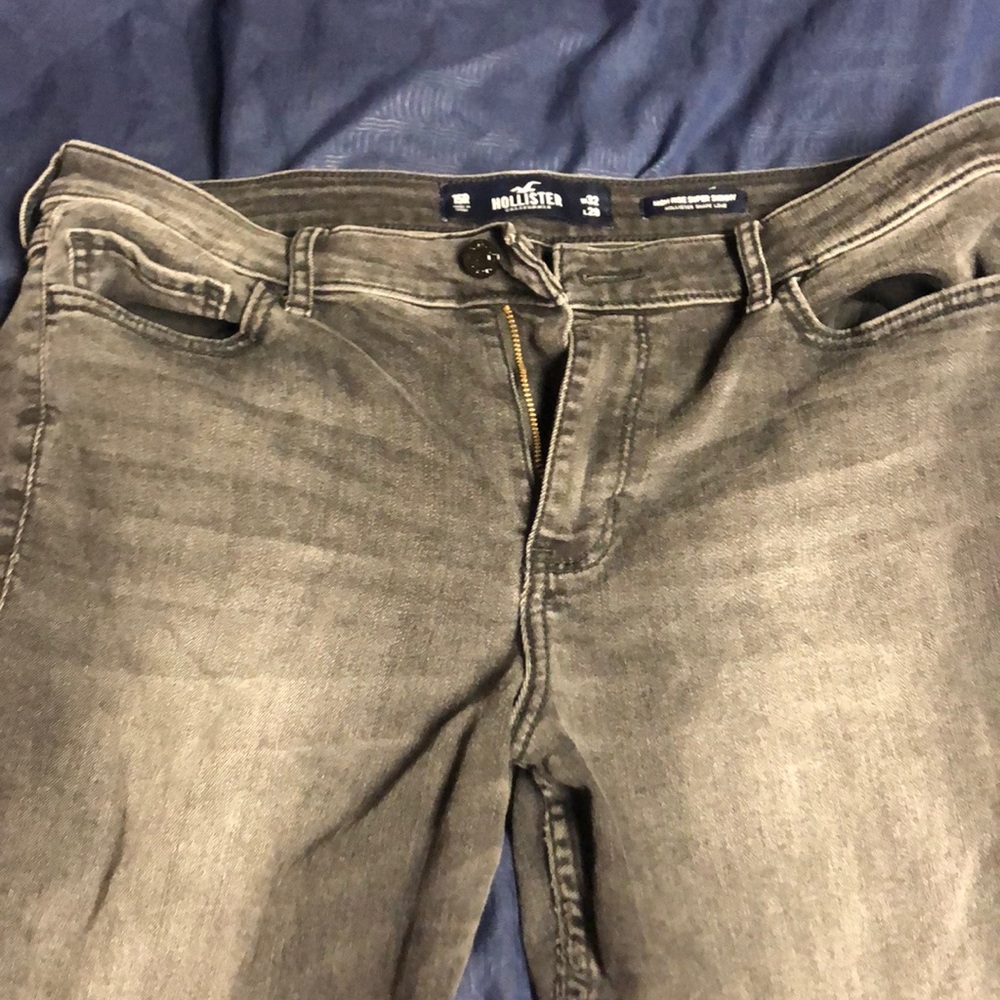 Hollister jeans